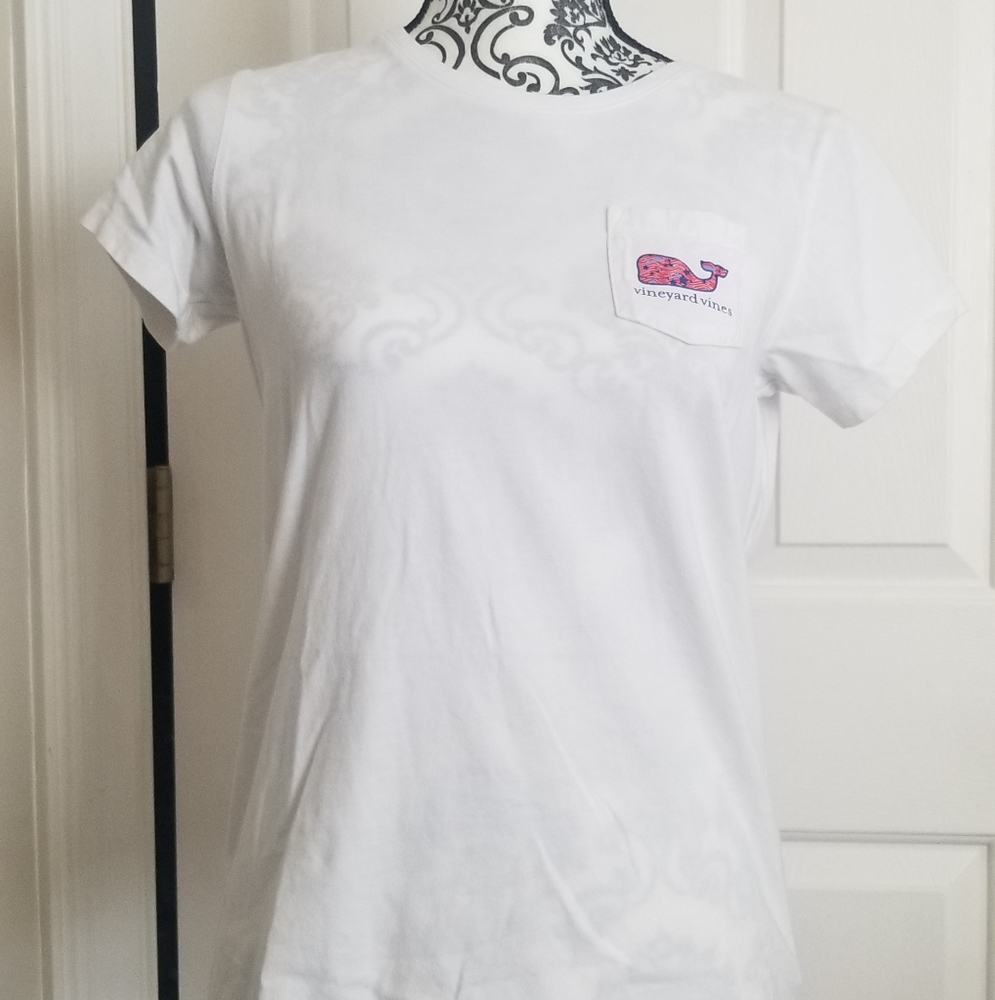 Used Vineyard Vines kids tee shirt